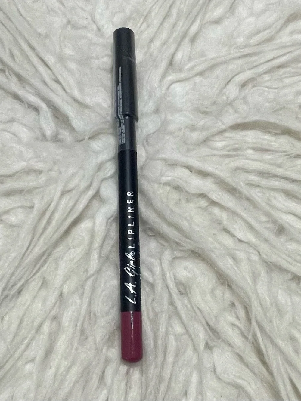 Ale-Hop Pink Gift Set with Maybelline Lipstick & L.A. Girl Lipliner
